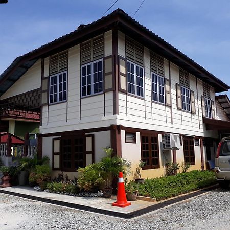 Teratak Opah Kamunting Hotel ไทปิง ภายนอก รูปภาพ
