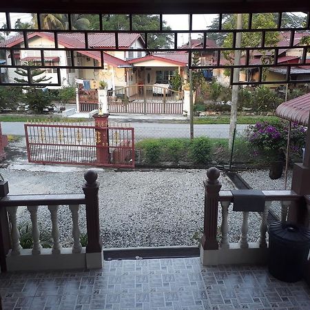 Teratak Opah Kamunting Hotel ไทปิง ภายนอก รูปภาพ