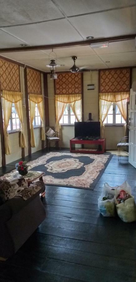 Teratak Opah Kamunting Hotel ไทปิง ภายนอก รูปภาพ