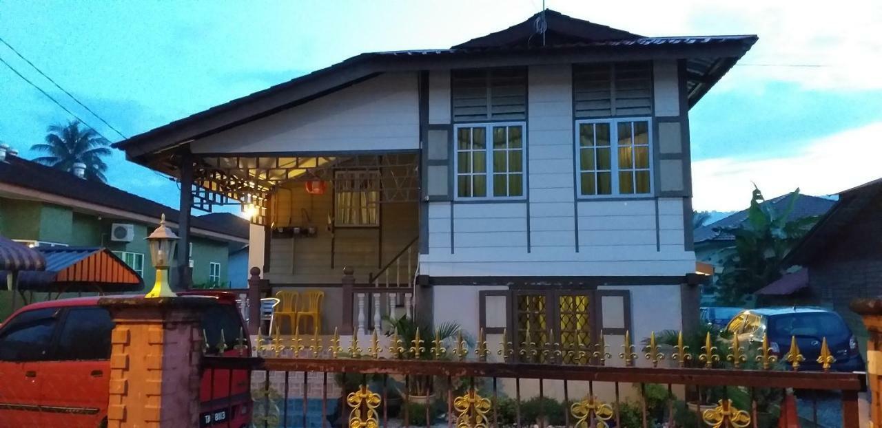 Teratak Opah Kamunting Hotel ไทปิง ภายนอก รูปภาพ